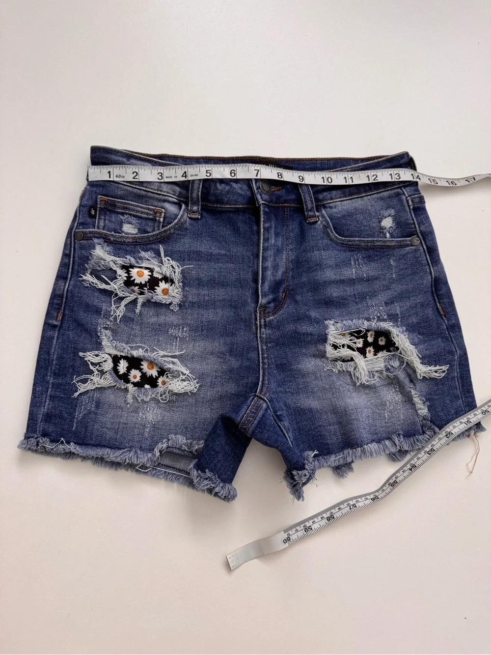 Judy Blue Daisy Patch Distressed Denim Skort Size S